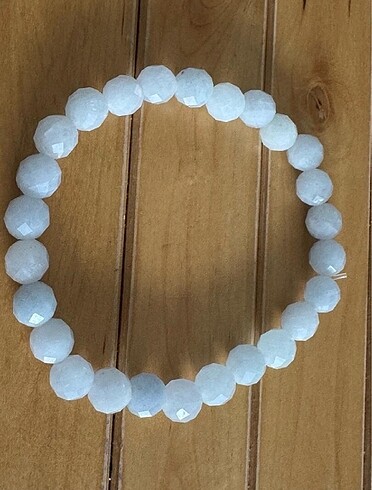 Beden Aquamarin faset kesim bileklik.. taşlar 6mm, ölçü: 18cm