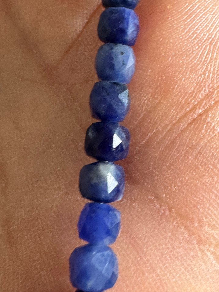 Lapis Lazuli ve inci detaylı kolye — görsel 7/10