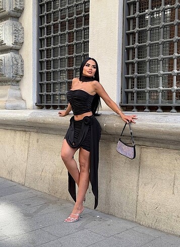 m Beden siyah Renk Gül Detaylı Siyah Alt-Üst Takım