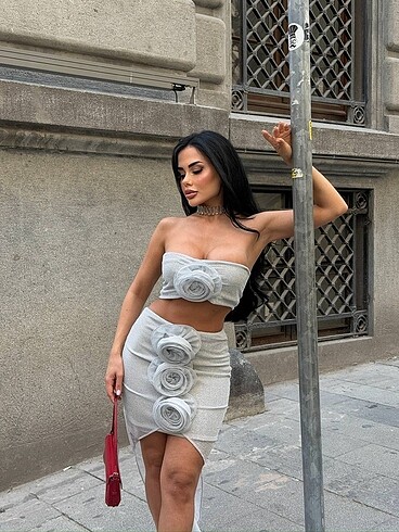 Trendyol & Milla Simli Gül Detaylı Silver Elbise