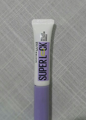 Beden Maybelline Super Lock Kaş Sabitleyici Maskara