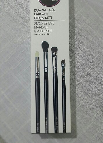 Nascita Pro Makyaj Fırça Seti
