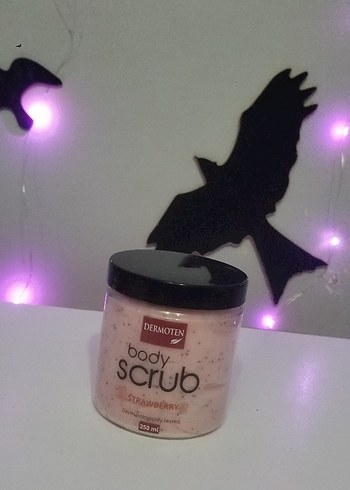 Dermoten Çilek Aromalı Vücut Peelingi 250 ml