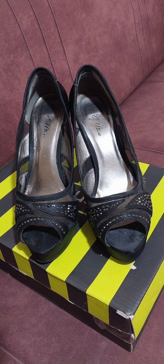 Tokalı Siyah Gotik Yüksek Topuklu Kadın Ayakkabı - Görsel 2