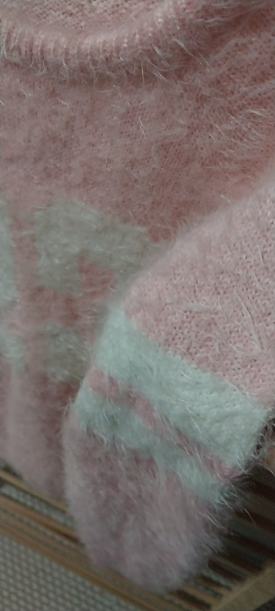 Pembe Tüylü Uzun Kollu Triko Kazak - Görsel 2