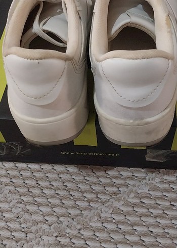 Beyaz Kadın Spor Ayakkabı Stiletto Topuklu - Görsel 3