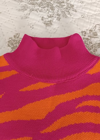 Renkli Zebra Desenli Bohem Boğazlı Kazak - Görsel 2