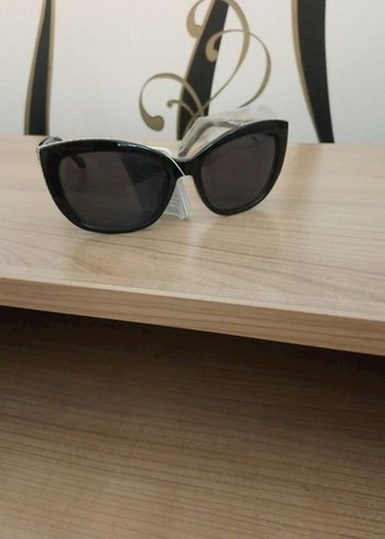 Klasik Siyah Goth Kadın Güneş Gözlüğü - Görsel 4