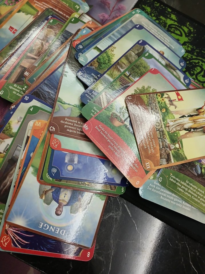 Meleklerin Bilgeliği Tarot Kartları ve Rehber Kitabı - Görsel 2