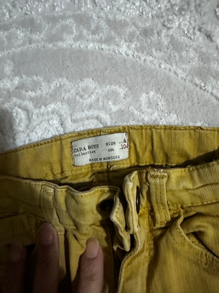 Sarı Kemerli Erkek Çocuk Denim Pantolon - Görsel 2