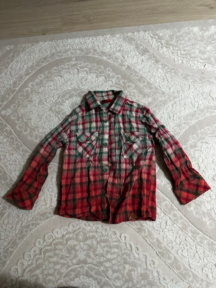 Erkek Çocuk Kırmızı Batik Desenli Gömlek - Görsel 2