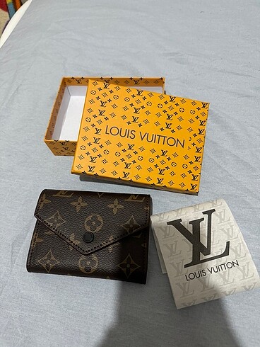 Louis vuitton cüzdan