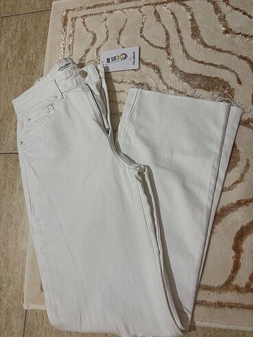 m Beden pull and bear jean