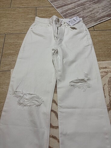 m Beden beyaz Renk pull and bear jean