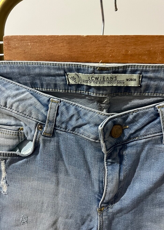 Yırtık jean - Görsel 2