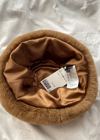 Kahverengi Kürklü Kadın Yün Şapka - Görsel 3