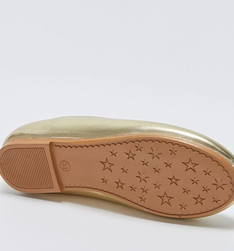 Kız Çocuk Altın Renkli Tokalı Babet - Görsel 3