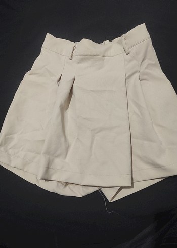 Krem yüksek Bel Mini Şort