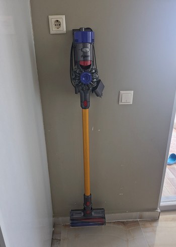 Dyson v8 Kablosuz Dikey Süpürge