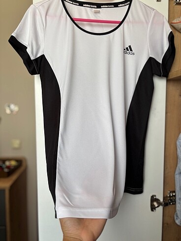 Adidas Tşhört