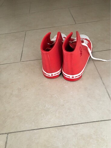 39 Beden Benetton