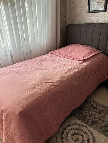 Tek kişilik Yatak Örtüsü
