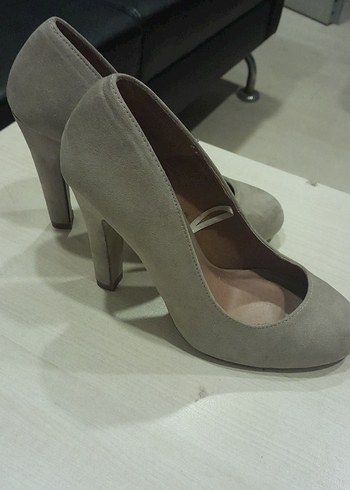 Bej Süet Topuklu Kadın Ayakkabı - Görsel 10