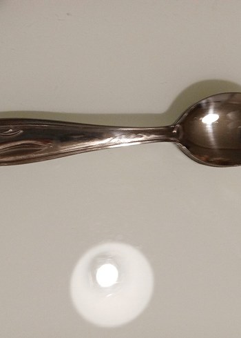 Parlak Metal Kaşığı