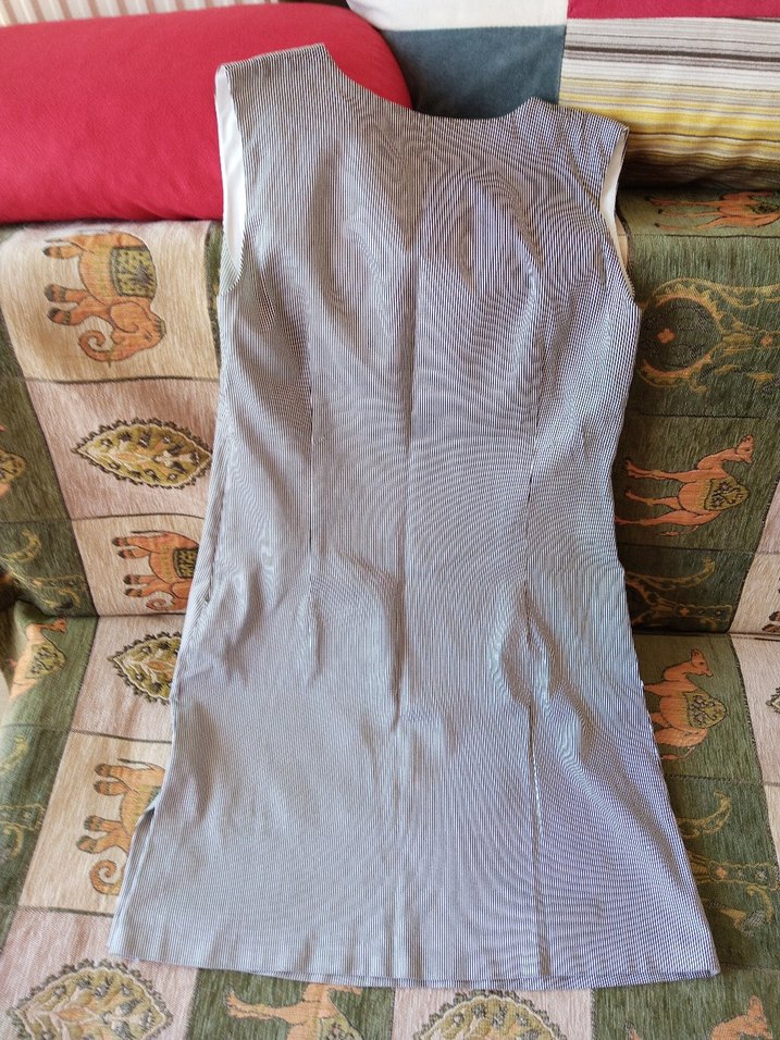 kolsuz elbise Düğmeli V Yaka - Görsel 5