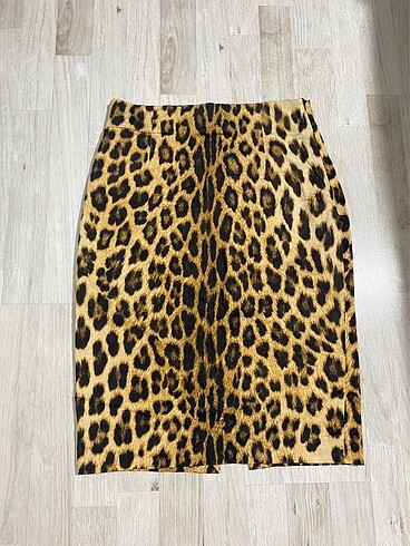 Zara leopar etek