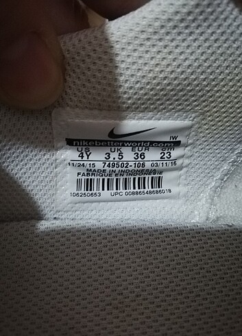 36 Beden beyaz Renk Nike spor