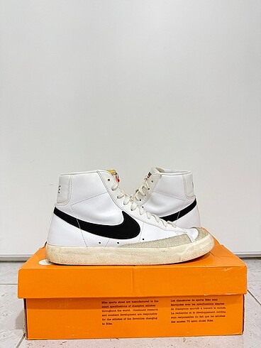 Nike blazer