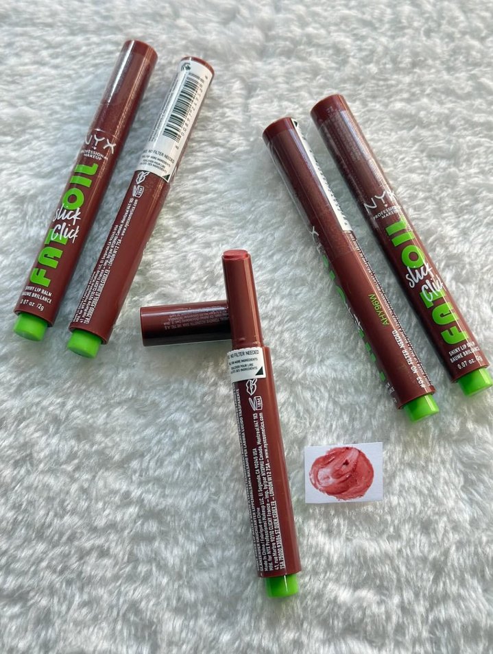 NYX Renkli Parlak Dudak Parlatıcısı ad fiyatidir - Görsel 5