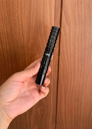 NARS Siyah Maskara - Görsel 3