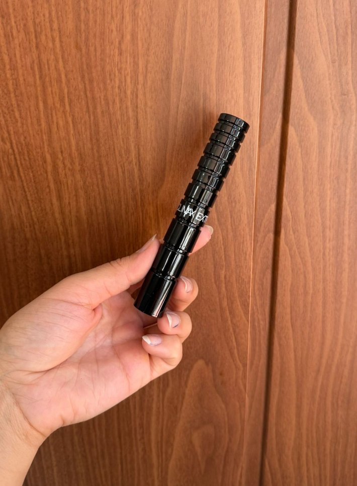 NARS Siyah Maskara - Görsel 2