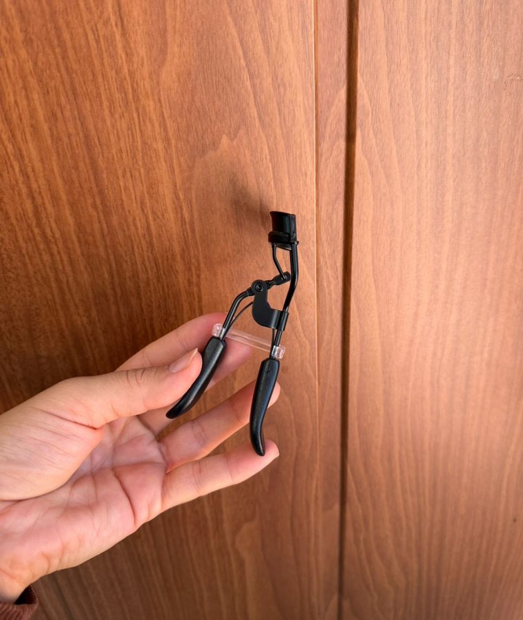 Dior Siyah Kirpik Kıvırıcı - Görsel 2