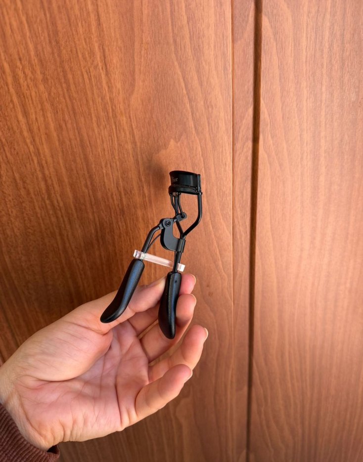 Dior Siyah Kirpik Kıvırıcı - Görsel 4