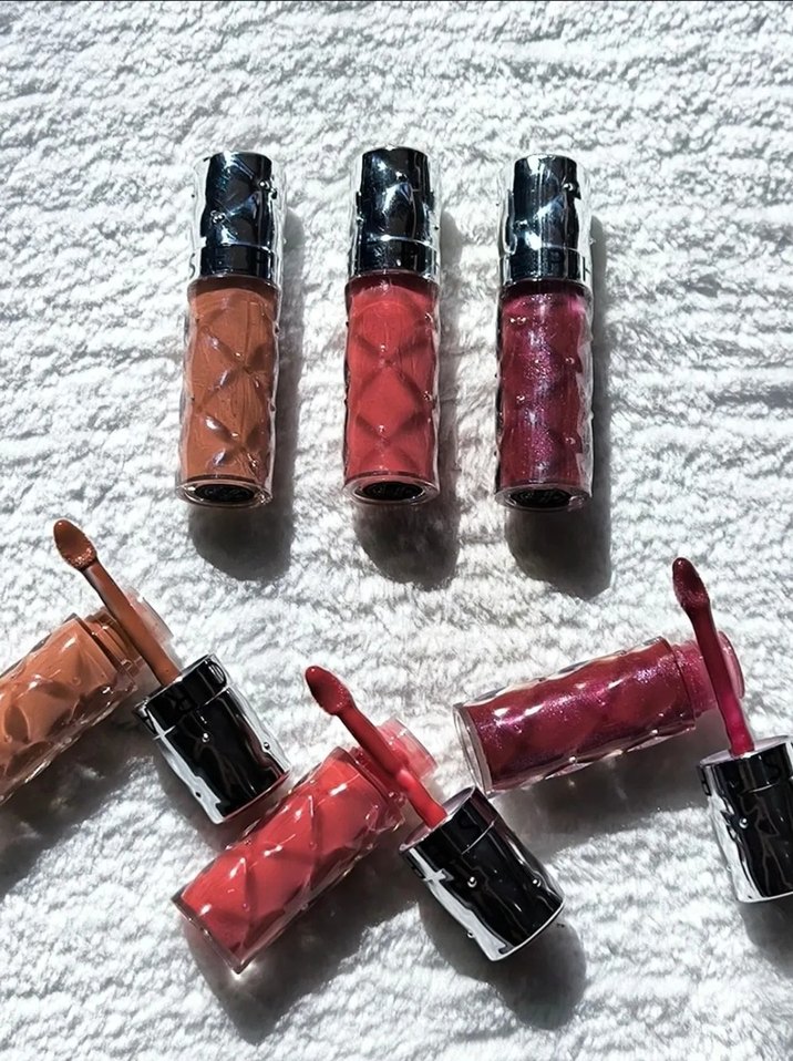 sephora Parlak Bordo Ruj Parlatıcısı 09 - Görsel 2