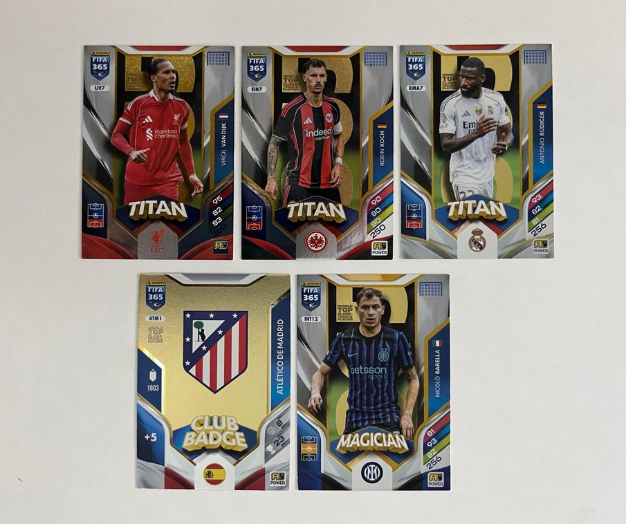 Panini FIFA 365 2026 Özel Kart Çeşitleri Adet 30 dir.  - Görsel 2