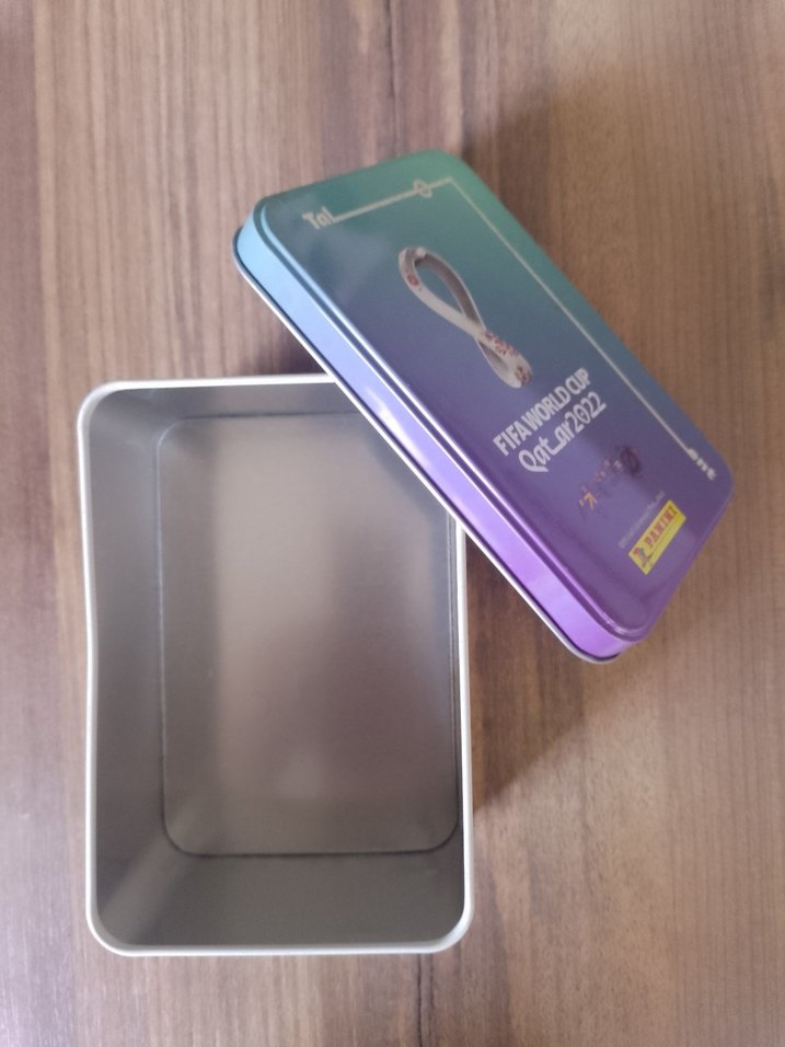 Panini FIFA World Cup Katar 2022 Boş Metal Kutu. - Görsel 3
