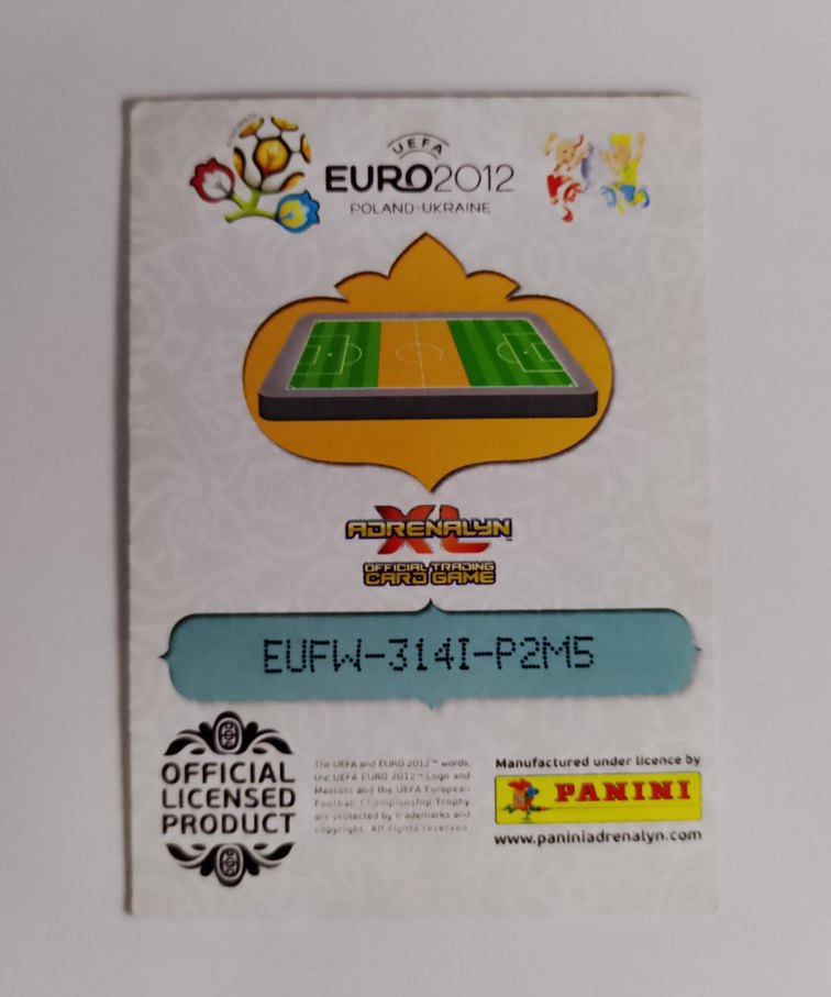 Panini Adrenalyn Euro 2012 Xabi Alonso FANS FAVOURITE Kartı.  - Görsel 2