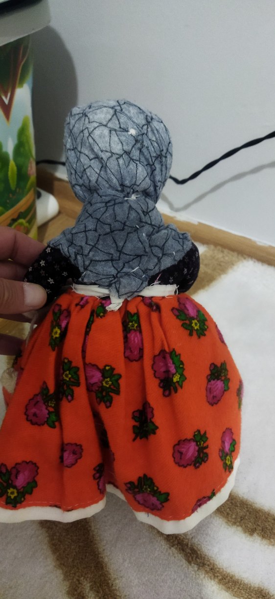 Gri Başlıklı Renkli Etekli Bez Bebek el yapımı - Görsel 5