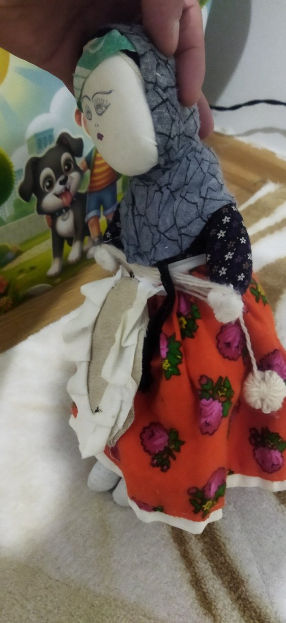 Gri Başlıklı Renkli Etekli Bez Bebek el yapımı - Görsel 2