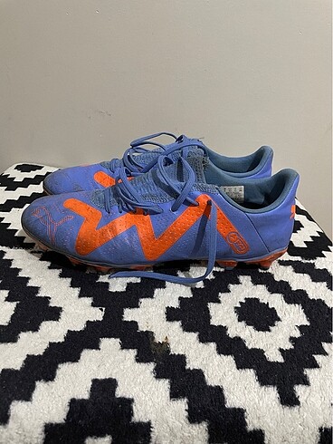 43 Beden Puma future krampon