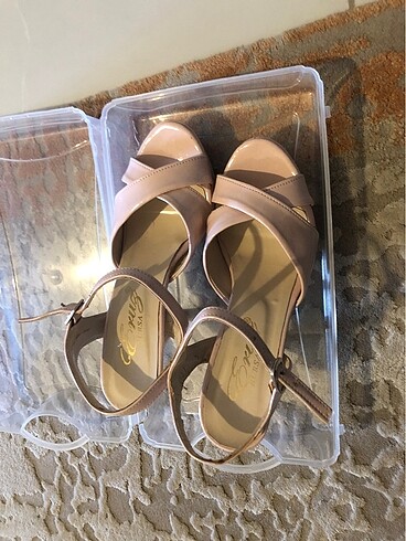 Topuklu ayakkabı - Görsel 6