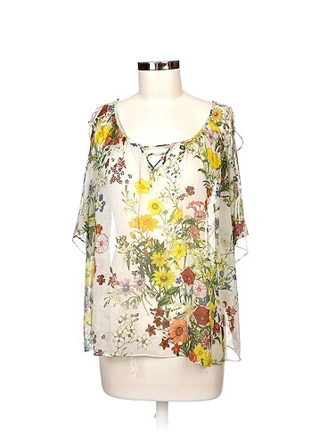 Zara Bluz %70 İndirimli.