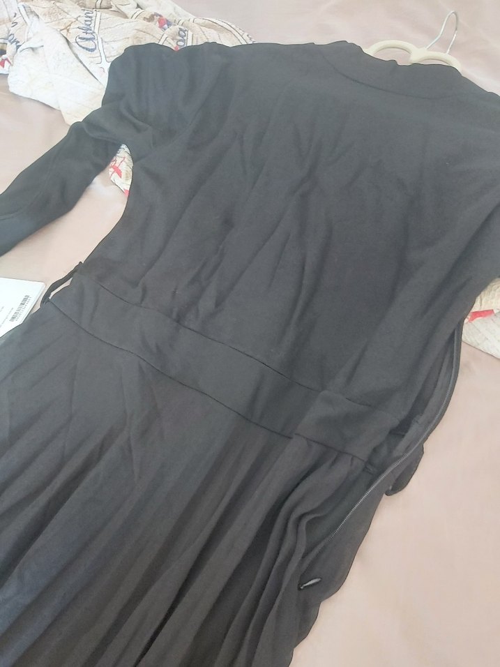 Siyah Uzun Kollu Pilili Kadın Elbise - Görsel 3