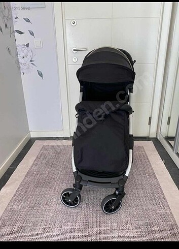 Yoyko marka ultra hafif bebek arabası