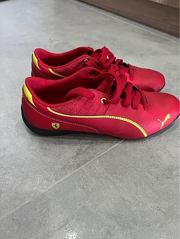 Puma kadın spor ayakkabı