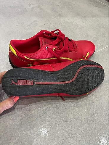 37,5 Beden kırmızı Renk Puma kadın spor ayakkabı